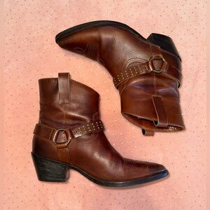 VINTAGE FOUNDRY Brown Leather Ankle Boots.